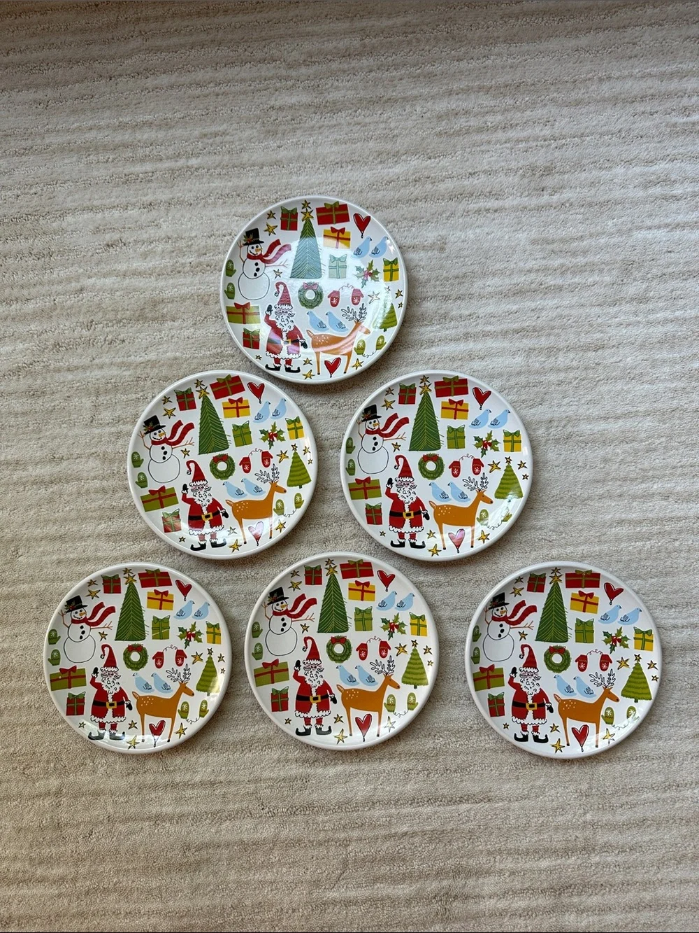 6 Room Creative Holiday Icons Christmas Appetizer Dessert Plates Multicolor 6